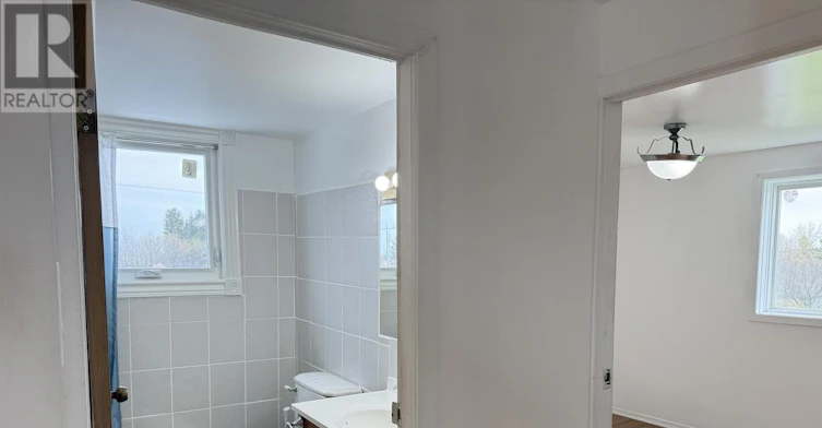 UPPER LEVEL-612 Russell Road, Clarence-Rockland, ON, K0A 2A0 - 15