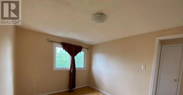 1 Kay Drive, Toronto, ON, M9V 4V3 - 14