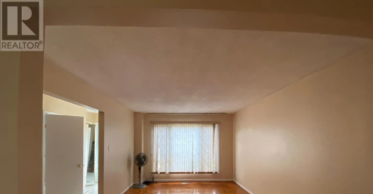 1 Kay Drive, Toronto, ON, M9V 4V3 - 11