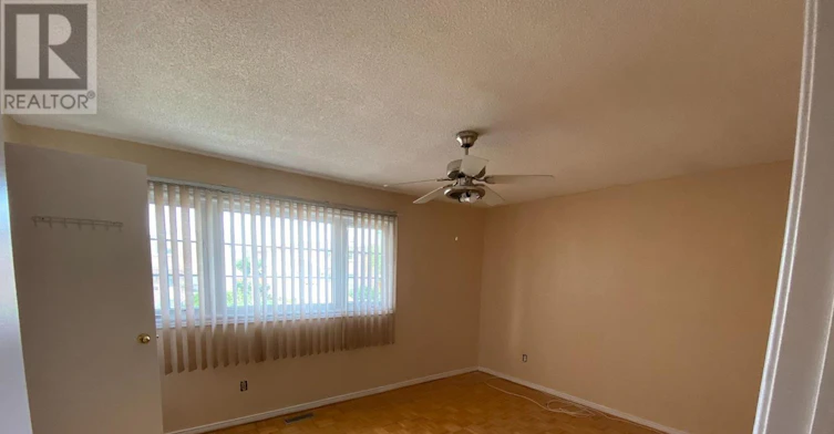 1 Kay Drive, Toronto, ON, M9V 4V3 - 12
