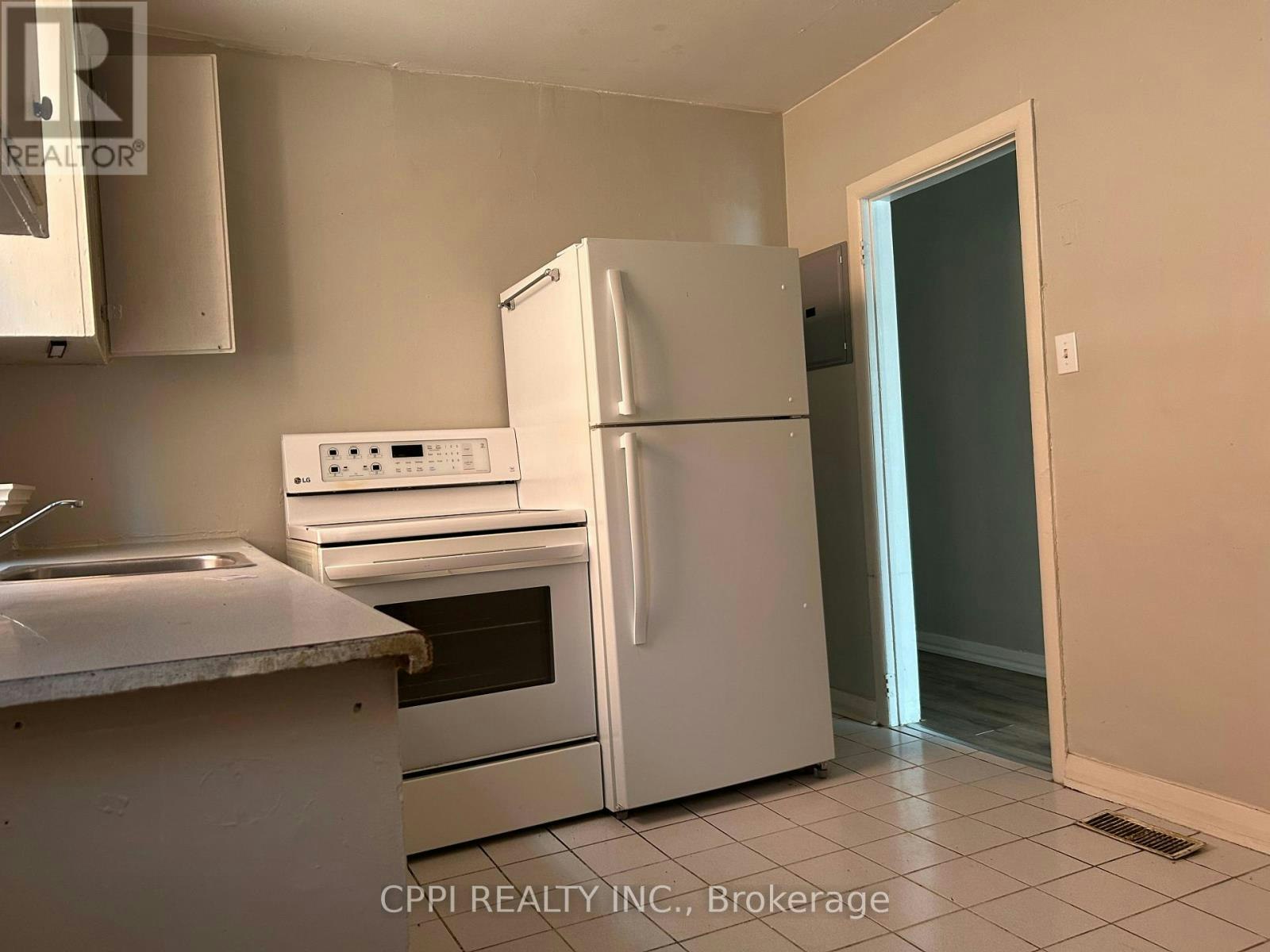 201-106 Old Kingston Road, Ajax, ON, L1T 2Z9 - 6