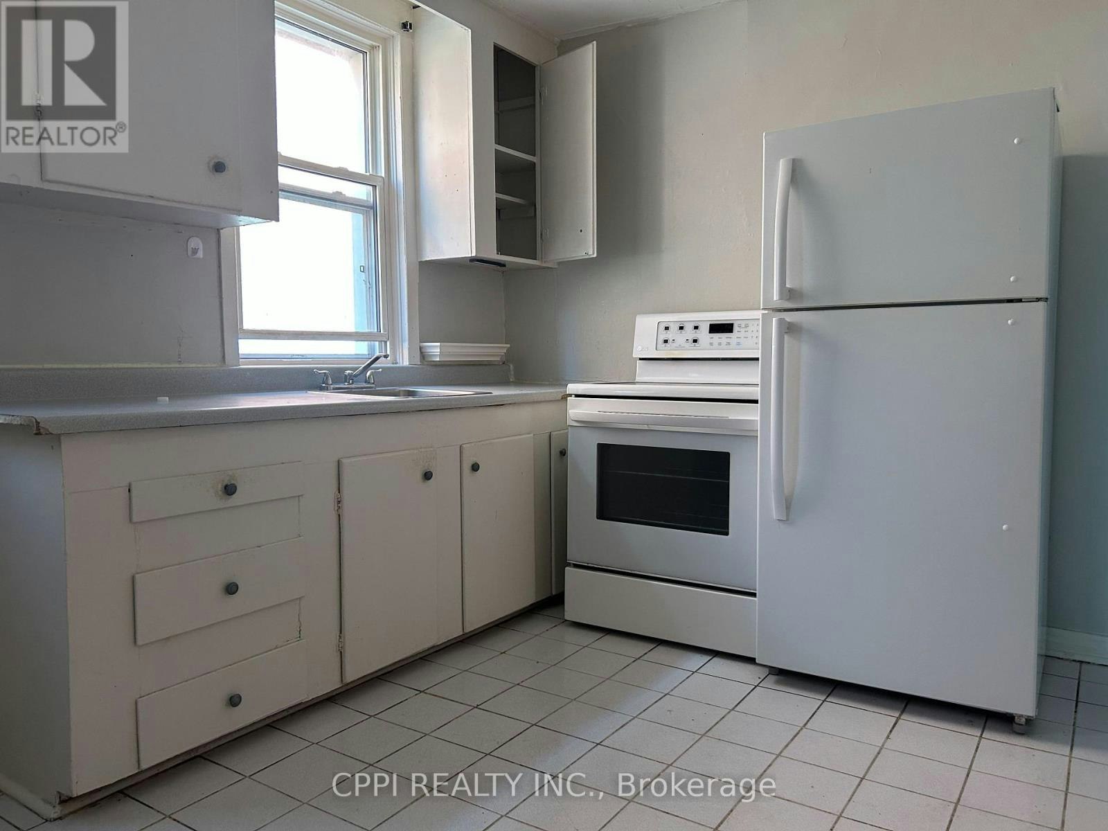 201-106 Old Kingston Road, Ajax, ON, L1T 2Z9 - 5