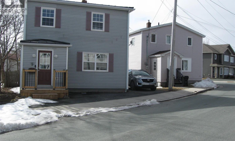 5 Connors Avenue