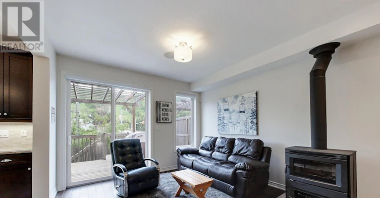 104 Delphi Lane, Blue Mountains, ON, N0H 1J0 - 11