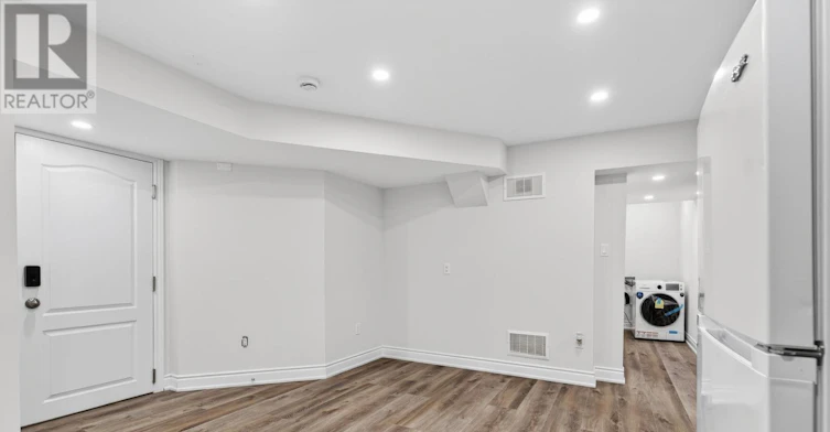 LOWER-48 Eringate Court, Hamilton, ON, L8J 0L7 - 7