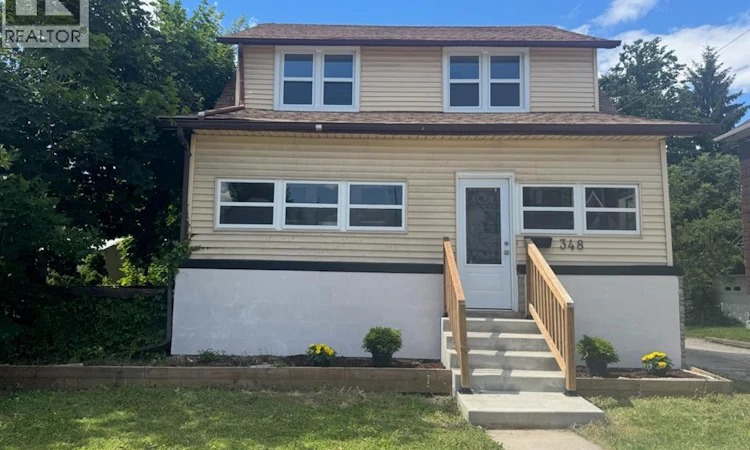 348 Caroline