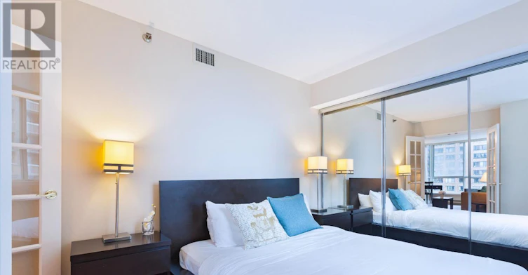 1110-38 Elm Street, Toronto, ON, M5G 2K5 - 14