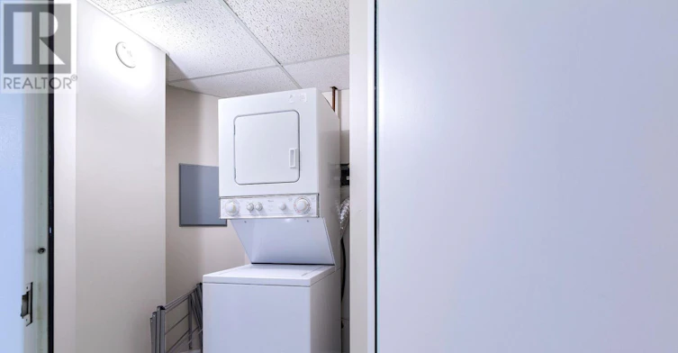 1110-38 Elm Street, Toronto, ON, M5G 2K5 - 18