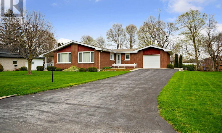 12 Maplewood Boulevard