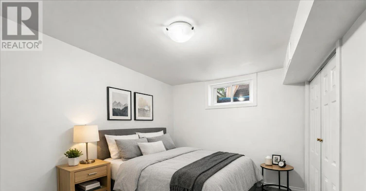 BSMT-100 Sheldon Avenue, Newmarket, ON, L3Y 2V7 - 9
