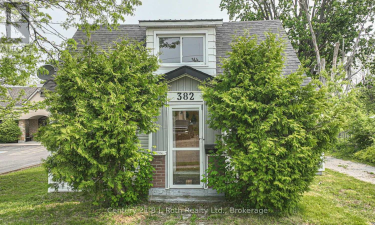 382 West Street N