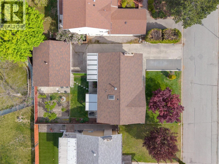 118 Murray Drive, Penticton, BC, V2A 7E4 - 4
