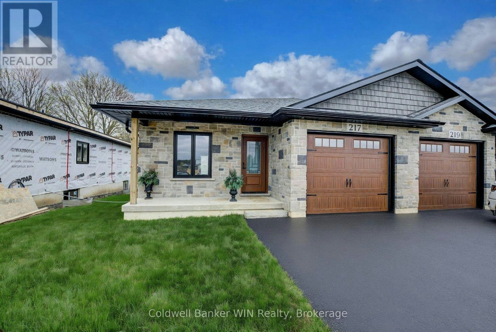 217 Elgin Street, Minto, ON, N0G 2P0