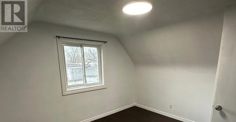 MAIN & SECOND-33 Jeavons Avenue, Toronto, ON, M1K 1S9 - 13
