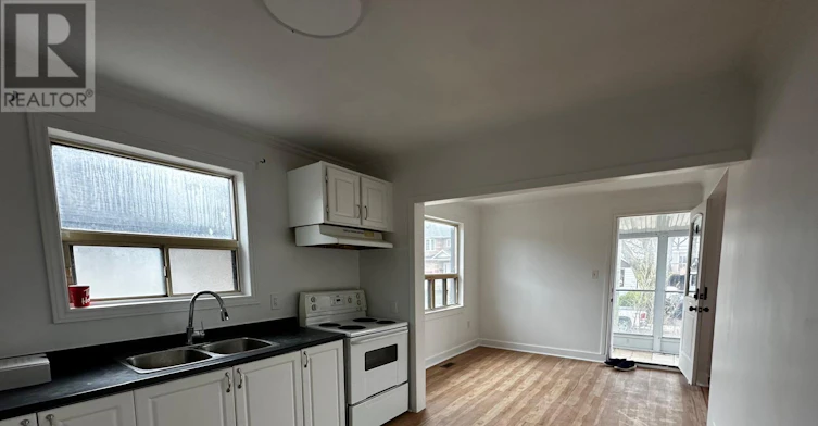 MAIN & SECOND-33 Jeavons Avenue, Toronto, ON, M1K 1S9 - 2