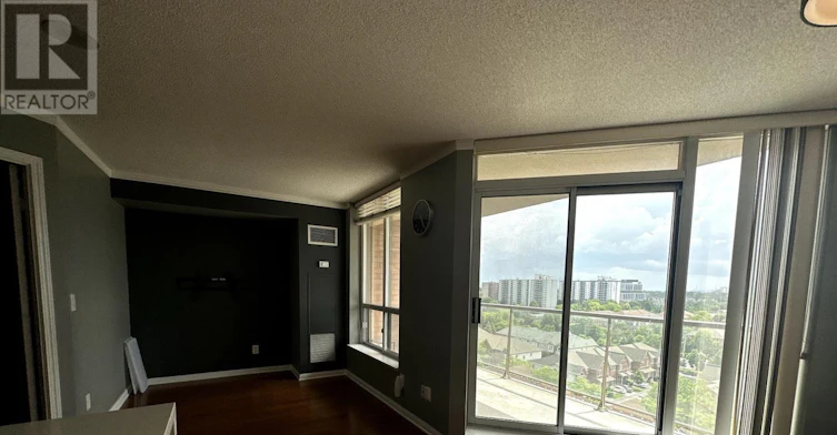 1002-1150 Parkwest Place, Mississauga, ON, L5E 3K4 - 3