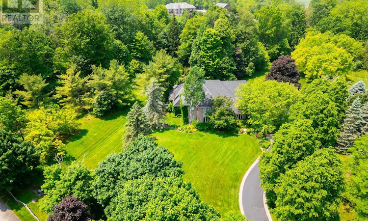 27 Blackberry Place