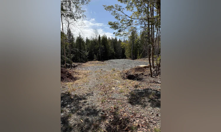 Lot-18 Dauphinee Road