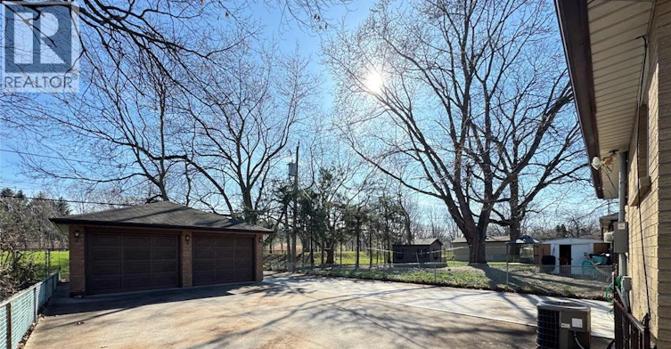 1595 Sun Valley, Windsor, ON, N9C 3R1 - 2