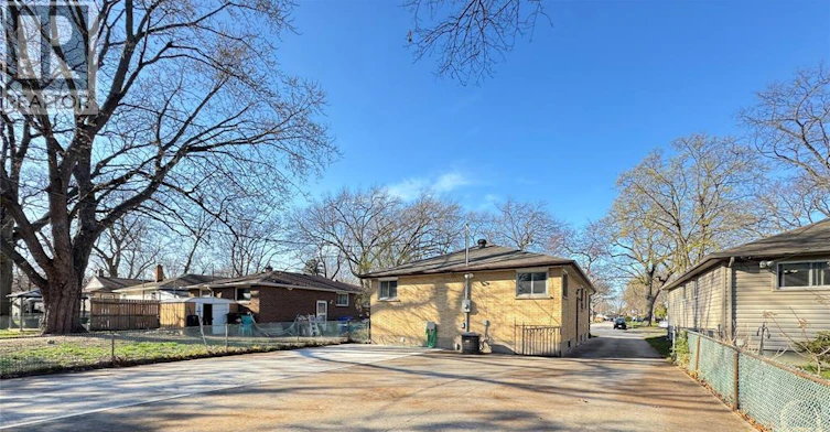 1595 Sun Valley, Windsor, ON, N9C 3R1 - 35