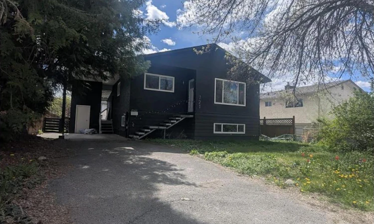 721 Raymer Avenue
