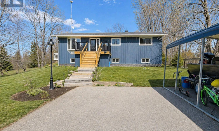 39 Muskie Drive