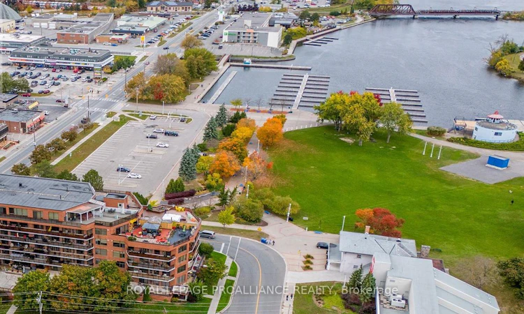 502-2 George Street N