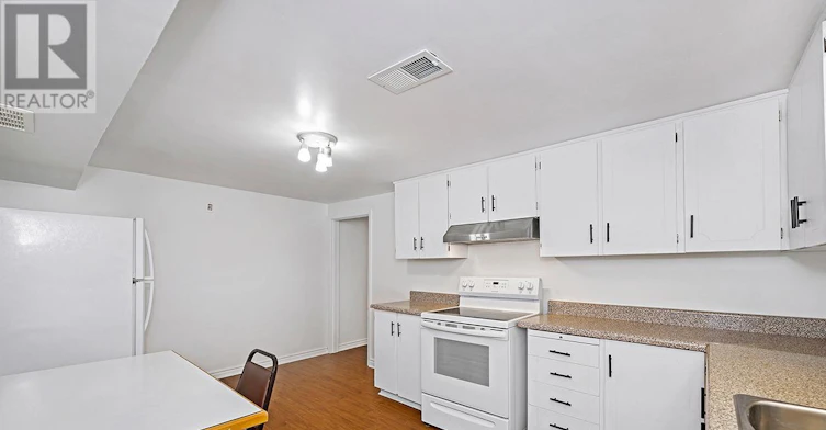 LOWER LEVEL-51 Mangrove Road, Toronto, ON, M6L 2A4 - 5