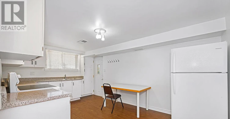 LOWER LEVEL-51 Mangrove Road, Toronto, ON, M6L 2A4 - 8