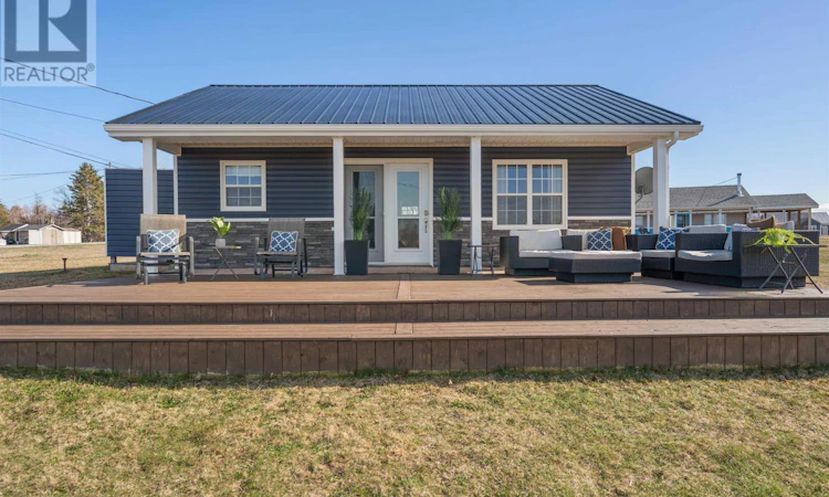 29 Island View Crescent