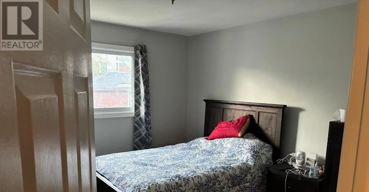 32 Gale Crescent, St. Catharines, ON, L2R 3K9 - 15
