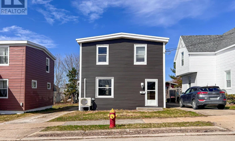 196 Gatacre Street