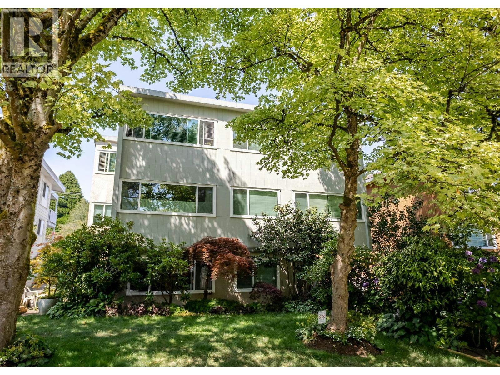 206-1149 W 11th Avenue, Vancouver, BC, V6H 1K4