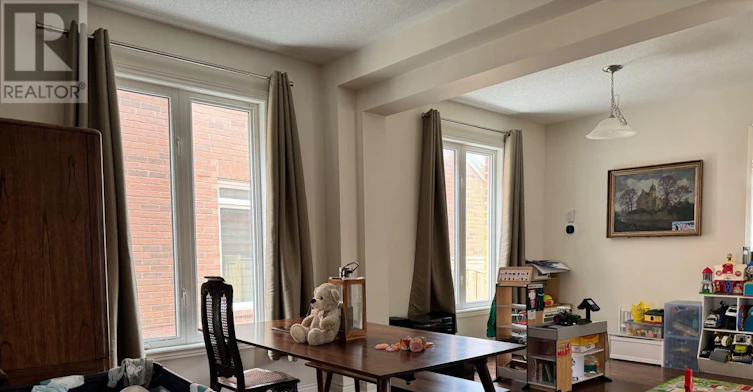 678 Park Avenue WEST, Bradford West Gwillimbury, ON, L3Z 0N1 - 11