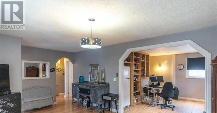 9697 Dickenson Road, Hamilton, ON, L0R 1W0 - 12