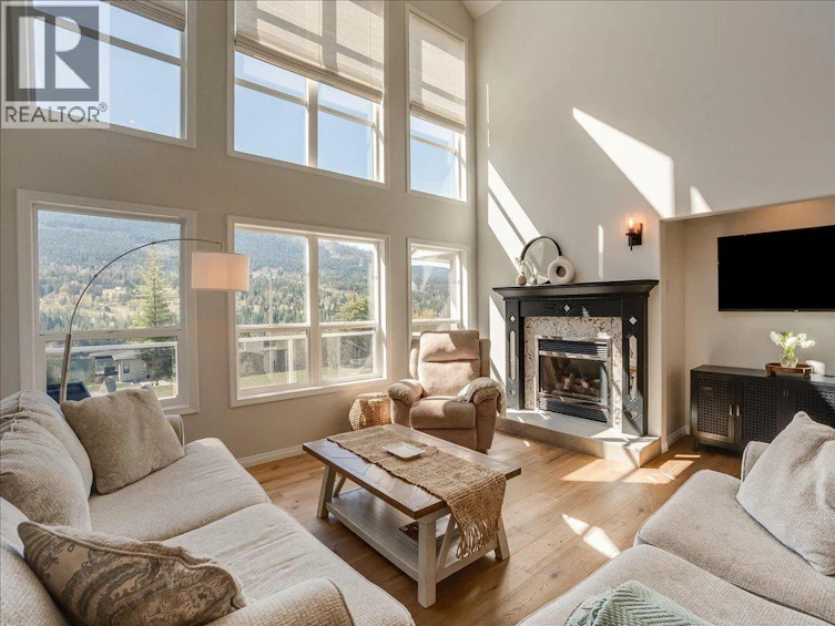 5839 Sunset Drive, Nelson, BC, V1L 6X9 - 13