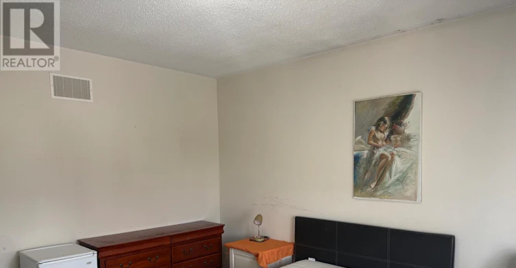 5 Country Wide Crt Court, Vaughan, ON, L6A 1W7 - 3