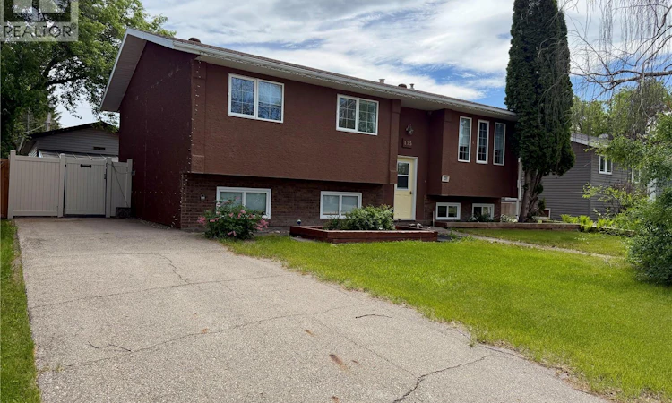 135 Memorial Drive