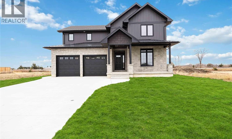 3527 Paul Crescent