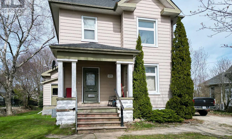 79 Albert Street S