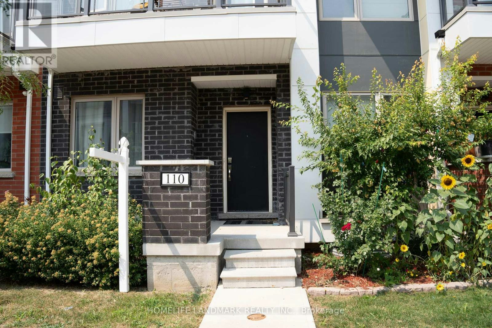 110 William Duncan Road, Toronto, ON, M3K 0C7