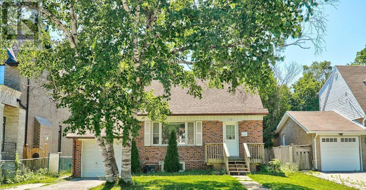 UPPER-92 Lawrence Avenue, Richmond Hill, ON, L4C 1Z3