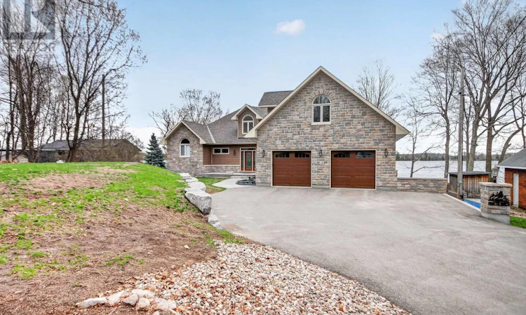 102 Heron Lane