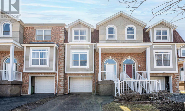 32 Windstone Close