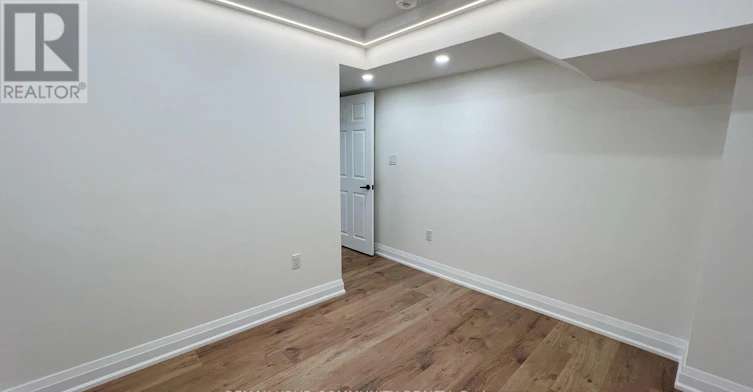 LOWER-24 Foxhill Drive, Vaughan, ON, L6A 1K1 - 11
