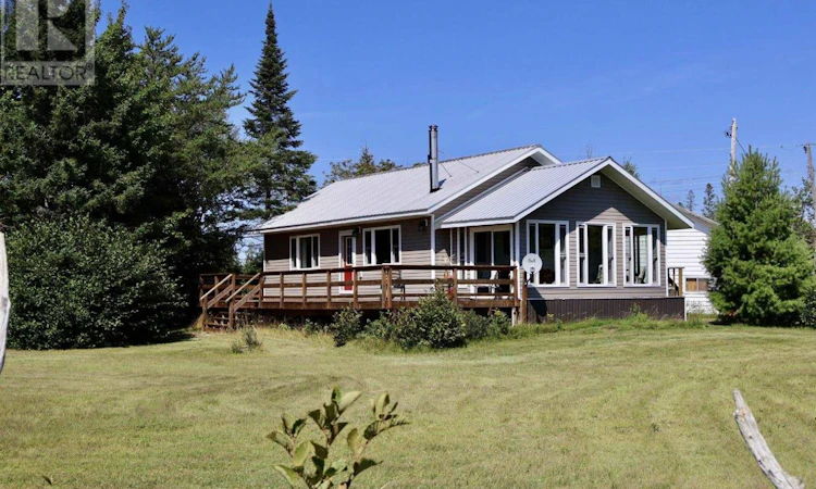 1978 Pineshores Road