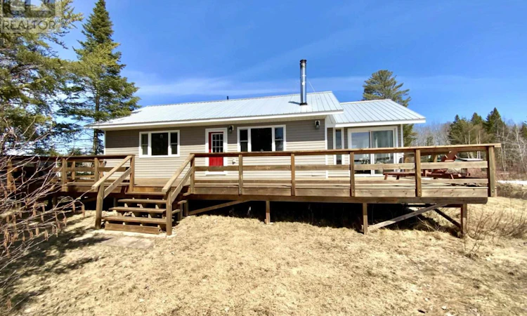 1978 Pineshores Road