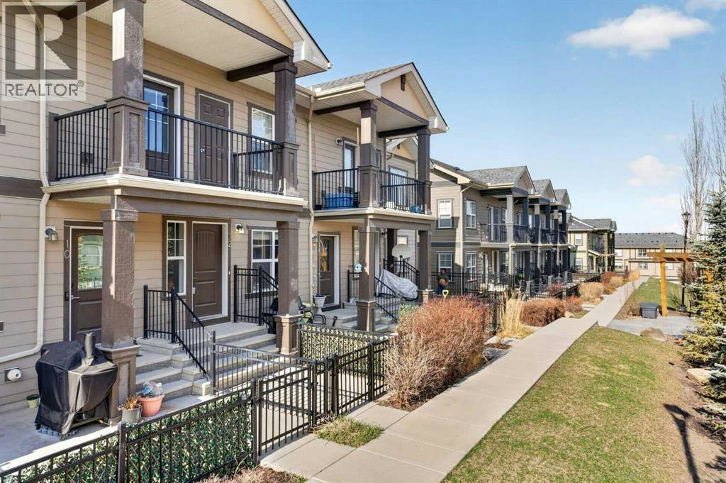 12 Evanscrest Gardens NW, Calgary, AB, T3P 0S1