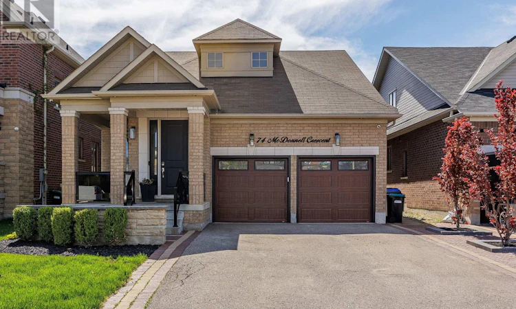 74 Mcdonnell Crescent