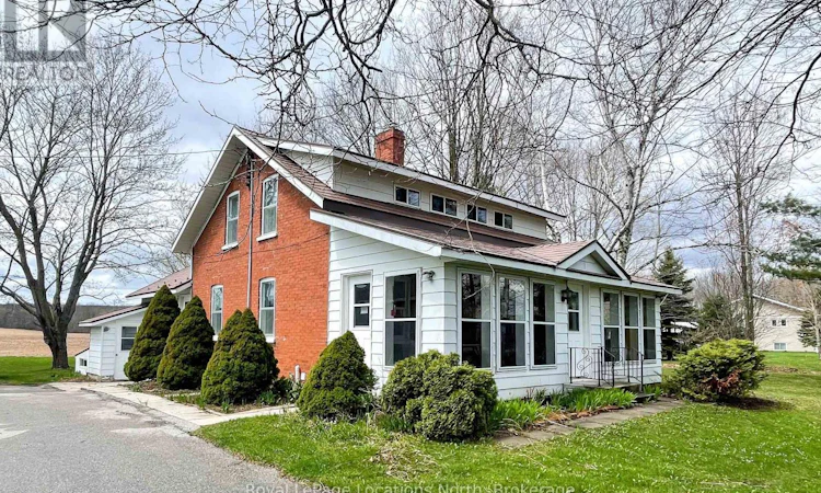 138268 112 Grey Road